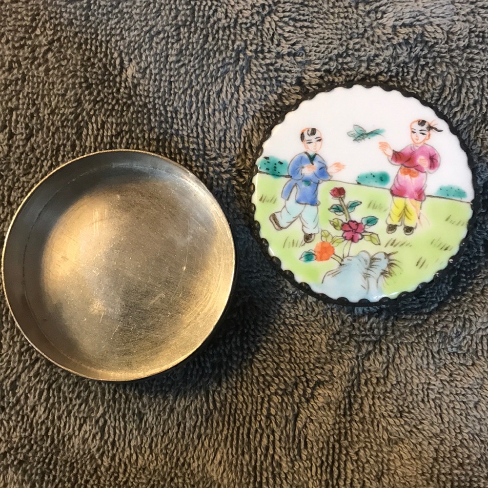 Asian Hand-painted Porcelain Trinket Box